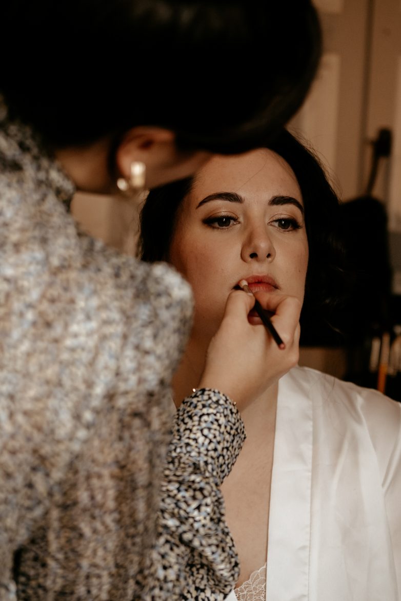 Coiffeuse et maquilleuse – prestation complète